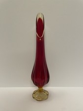 Vintage LE Smith 6 Petal Amberina Red Flame 17  Swung Art Glass Vase T