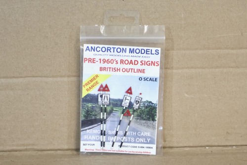 JUEGO DE CUATRO SEÑALES DE TRÁFICO BRITÁNICAS ANCORTON MODELOS O-604 / 95804 CALIBRE O PRE AÑOS 60 op | Zustand: New