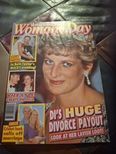 STAR TREK, SHANE WARNE,JULIA ROBERTS,CLAUDIA SCHIFFER, ANNIE JONES,SEAN YOUNG