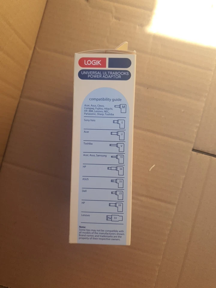 LOGIK LPAULT24 65w Universal ULTRABOOKS Power Adapter - 1.8 m - Image 4 of 4