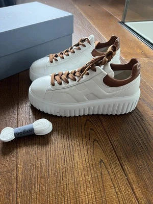 Hogan Sneaker Damen Gr. EU 38, Weiß/braun Neuwertig - Bild 1 von 4