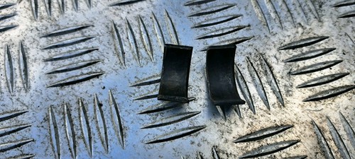 Honda C50 1972.  Auspuffkrümmer Halbmanschette x2.