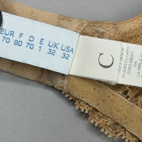 La Perla Bra 32C SZ 1 Tan Lightly Lined Cup Underwire Lace Adjustable Strap