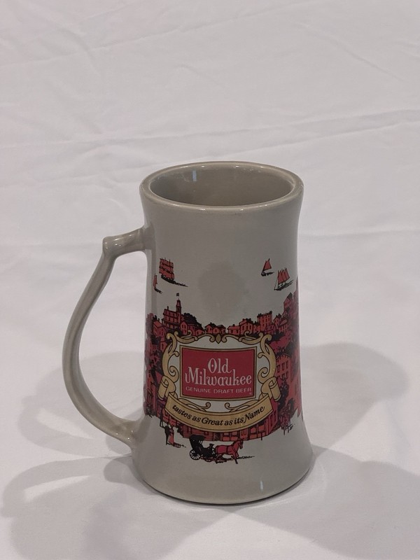 Old Milwaukee Draft Beer Stein Jos. Schlitz Brewing Company. Great Condition.