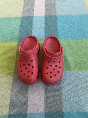 Crocs Classic Bae Clogs Red Women s Size 4US Platform 