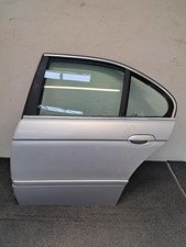 Porte arrière et accessoires BMW 2002