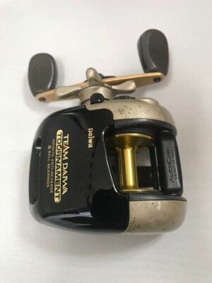 TEAM DAIWA Tournament TD2Hi Baitcast Reel Designed by Giorgetto