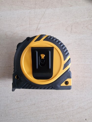 DEMASS GRIP PRO 8METRE TAPE MEASURE DOUBLE SIDED HEAVY DUTY - Picture 2 of 3