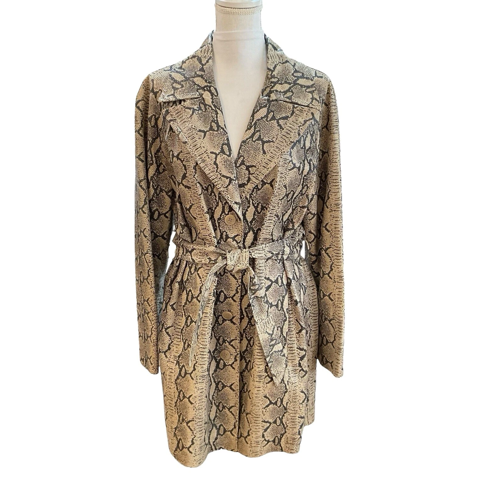 Bruno Magli Casacos, jaquetas e Coletes para mulheres