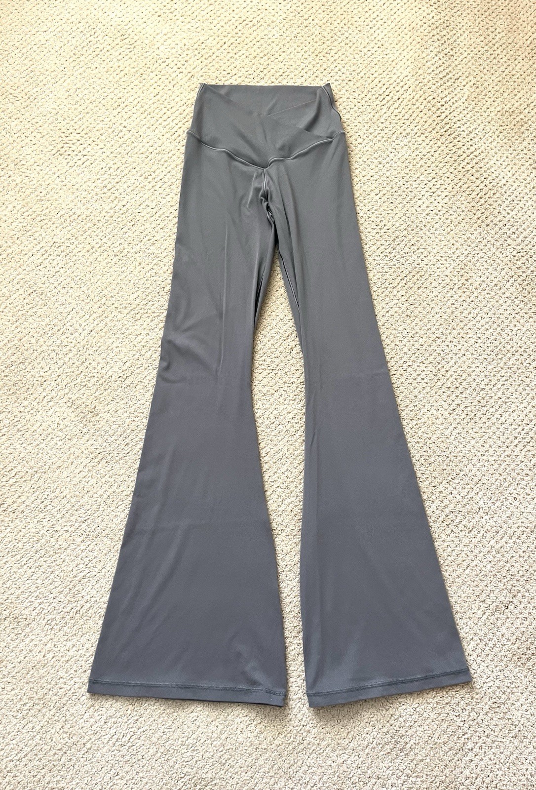 Offline By Aerie Real Me in Gray Cross Waste Hi-Rise Flare Short Leggings Sz S