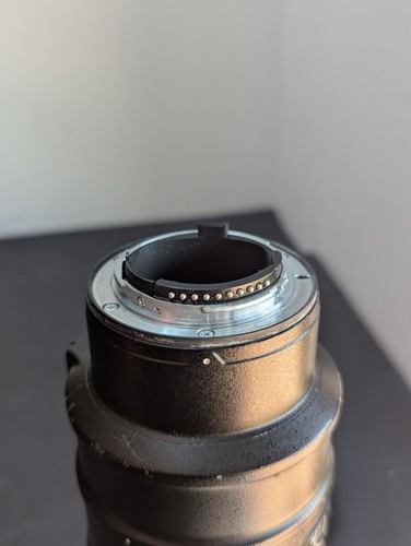 Nikon ED AF-S VR-Nikkor 70-200mm 1:2.8G Vibration Reduction Lens w/ foot&hood - Picture 13 of 15