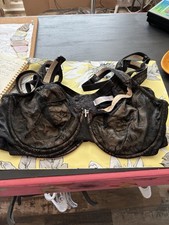 A Lot Of 8 Underwire Bras 44DD All Are Nice