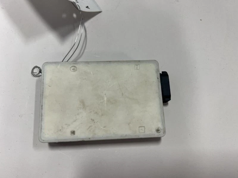 Sensor de punto ciego delantero del conductor Mercedes Benz GL550 X166 2014-2016 0009055701 Foto 2 de 4