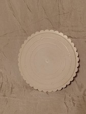 Wilton Circles Of Strength Scalloped Separator Plate 9" For Cake Decorating GUC