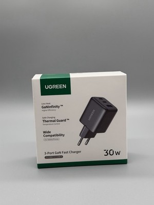 Ugreen 30W 3-Port GaN Fast Charger USB-c Ladestecker Für iPhone Samsung Pixel ￼