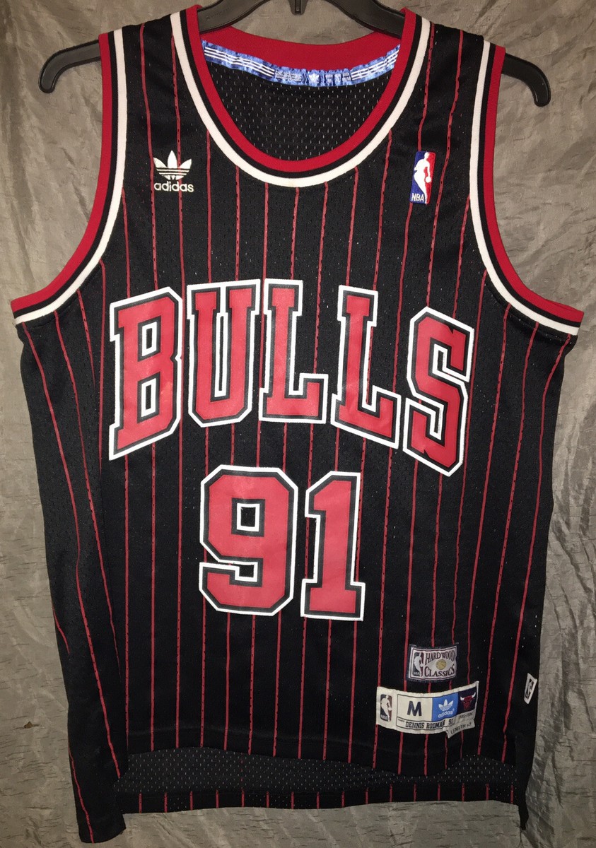 adidasアディダス CHICAGO BULLS 91 RODMAN L 黒 s-l400.jpg
