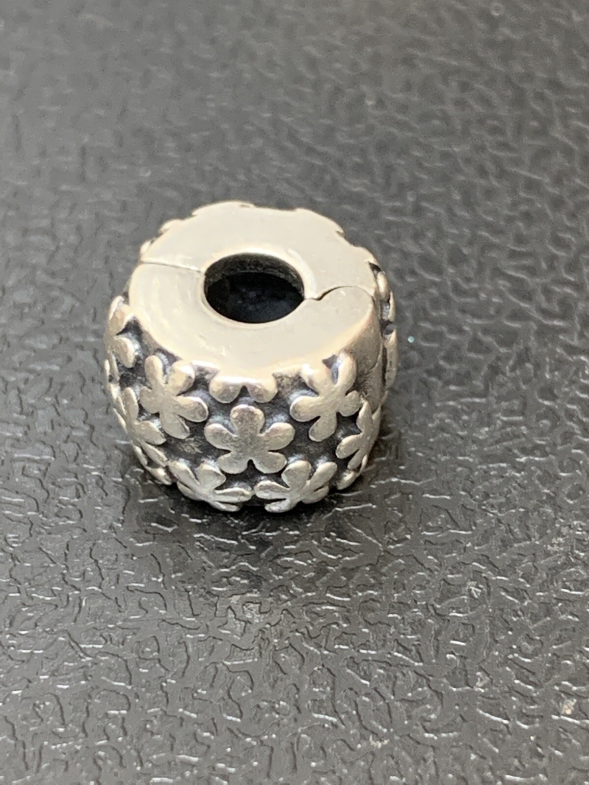 Authentic Pandora Retired Flowers Clip Lock Bead Gem