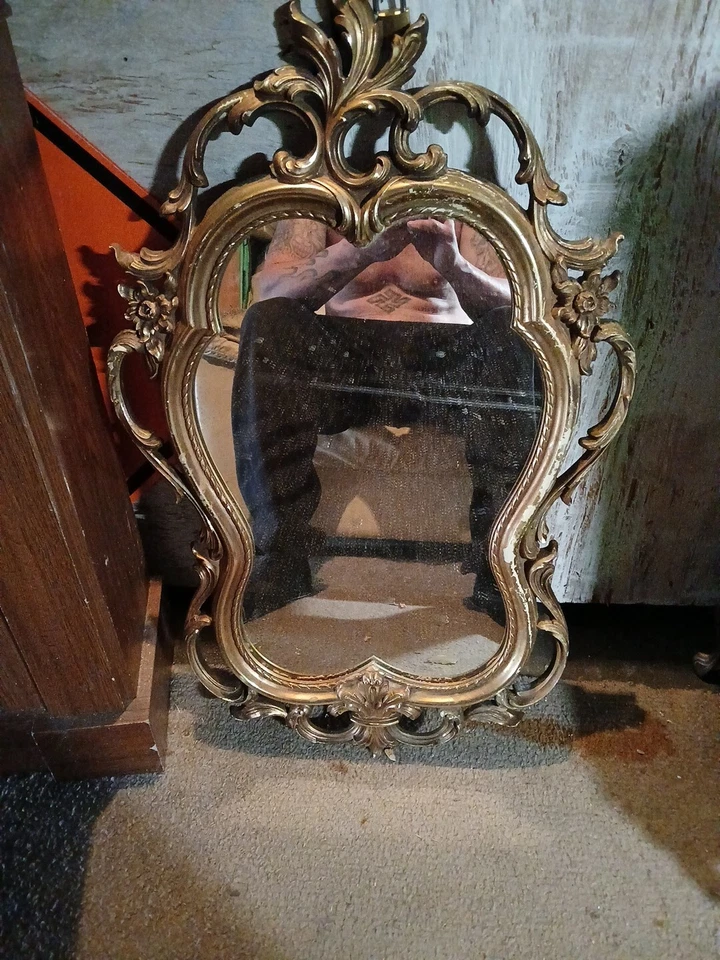 Vintage Syroco Gold Wall Mirror Hollywood Regency Dart MCM Gothic Ornate Boho - Image 2 of 3
