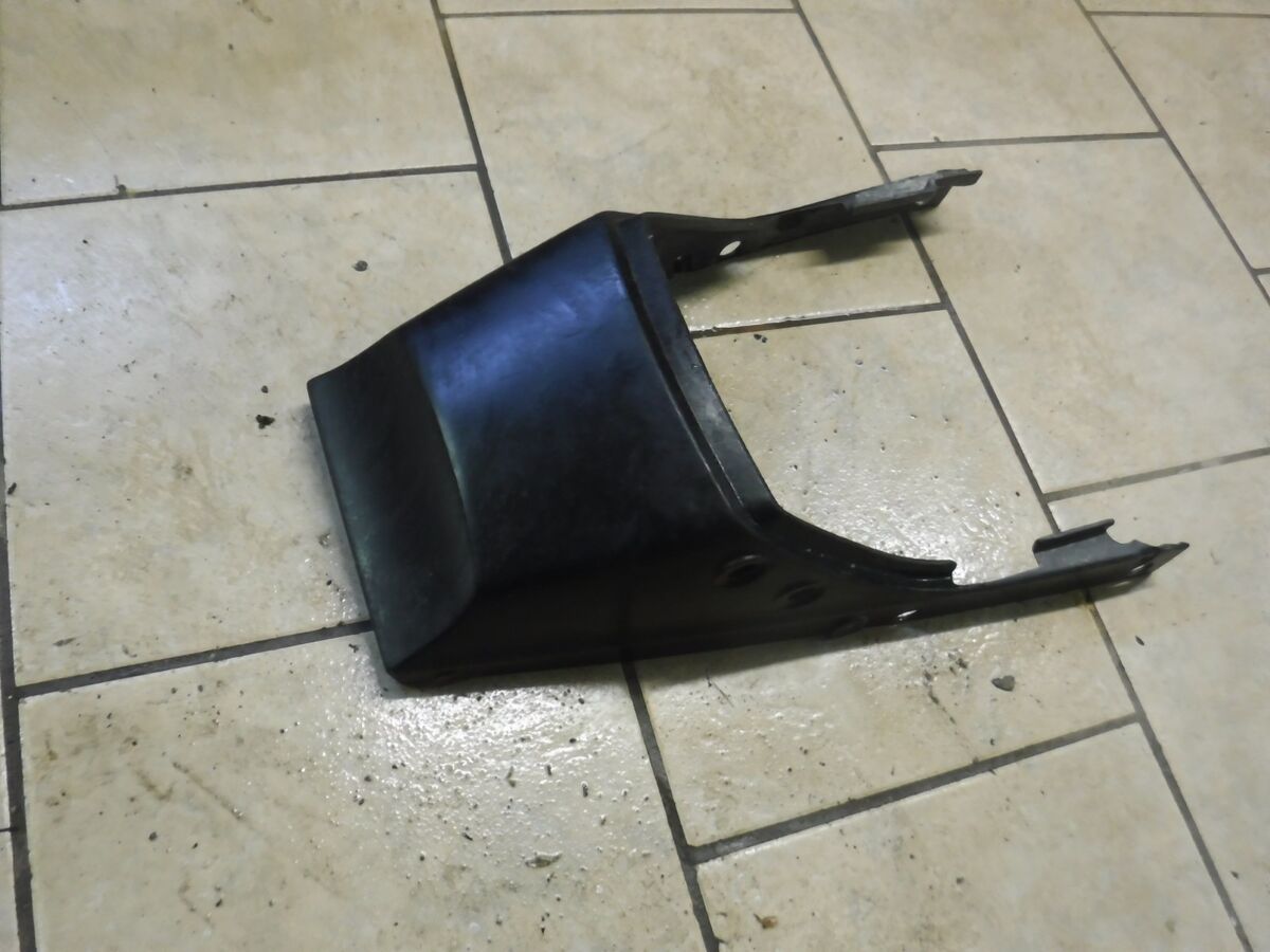 83 84 ZX750 Kawasaki Rear Tail Seat Cover Cowl Fairing 14025 83 84 ZX750 Kawasaki Rear Tail Seat Cover Cowl Fairing 14025