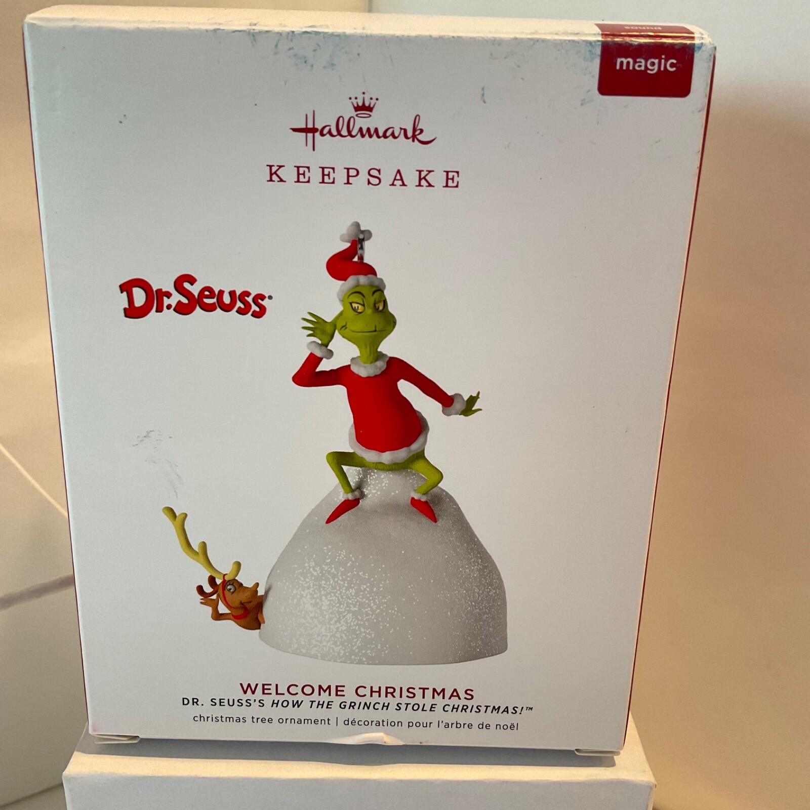 Hallmark Keepsake Christmas Ornament Dr. Seuss WELCOME CHRISTMAS Grinch Magic