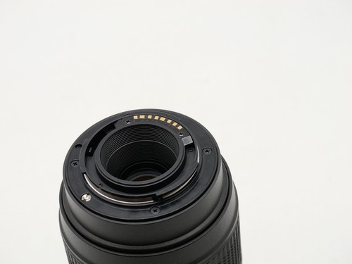 Tamron 70-300mm f/4-5.6 Di LD Macro Autofocus Lens for Sony APLHA/MINOLTA MAXXUM - Picture 5 of 8