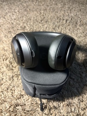 Beats by Dr. Dre Studio Pro Wireless Bluetooth Headphones - Black MQTP3LL/A