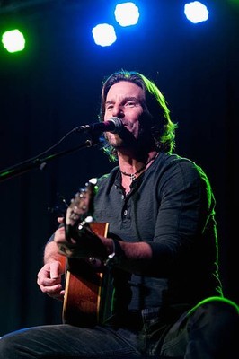 Brett James performs CMA Songwriter's Series at Marathon Music Wor- Old Photo 5