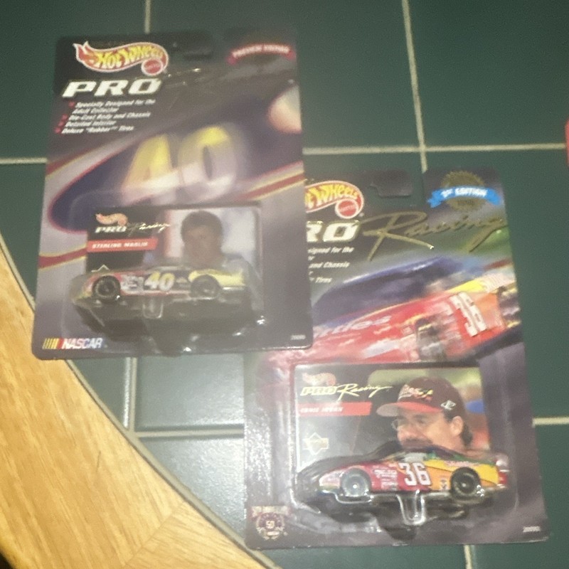 Hot Wheels Team Pro Racing NASCAR Sterling Marlin #40 1998 Preview 1:64