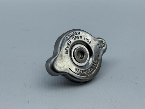 BMW R1200RT K52 Kühlerdeckel Verschluss Kappe radiator cap (9) 16'