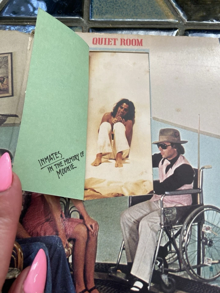 ALICE COOPER FROM THE INSIDE 1978 Vintage Vinyl Lp Record Album + Lyrics - Image 4 of 4