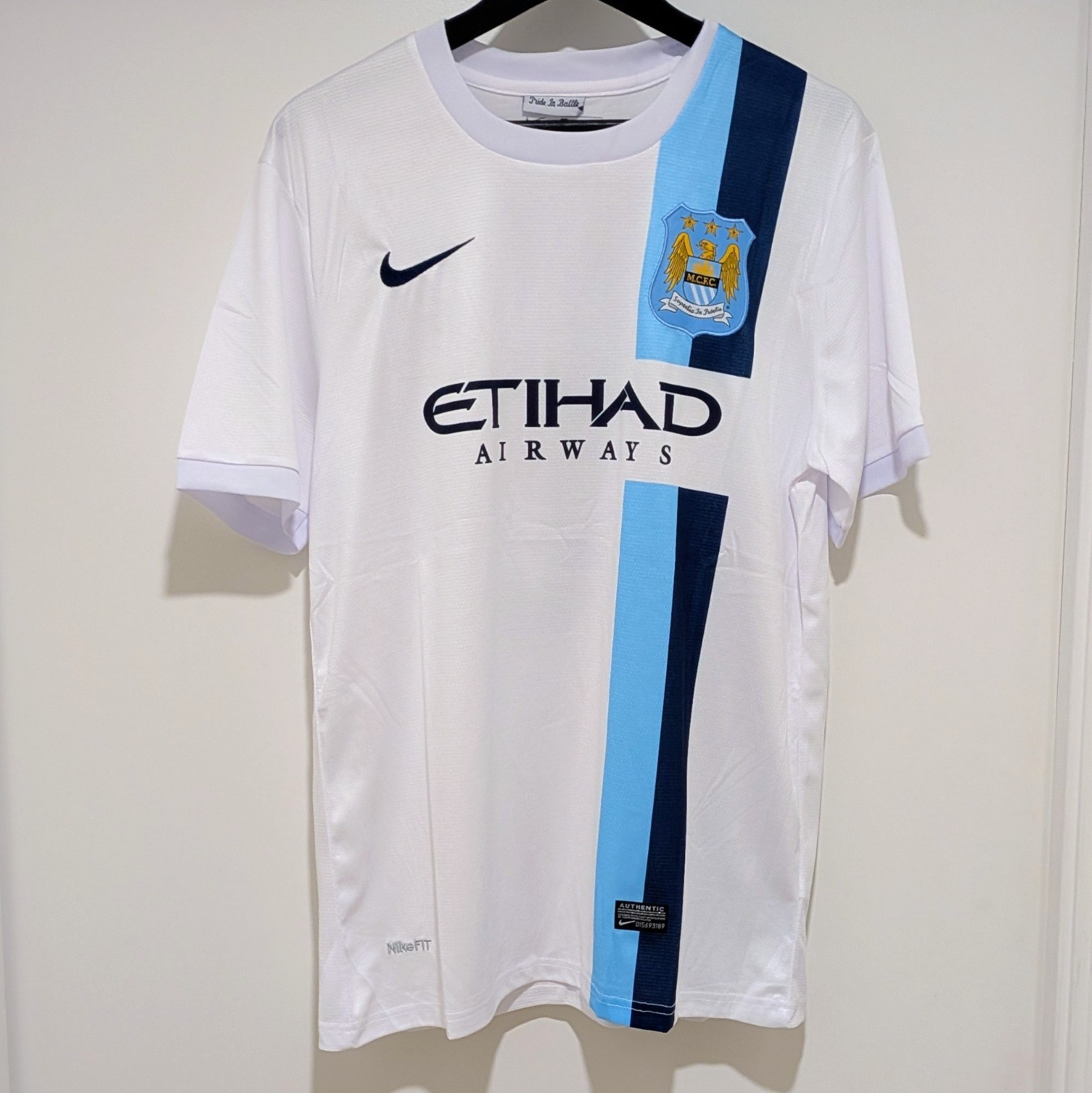 Manchester City Sergio Aguero 2013/14 Away White Retro Jersey Men'S L