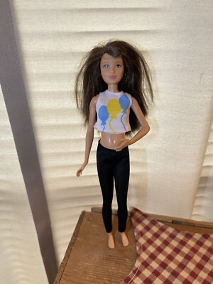 2010 Barbie Skipper Doll Blue Streak In Hair - Main Image