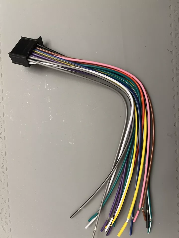 Arnés de cables Pioneer 2 DIN para enchufe DMH-1770NEX de 16 pines Foto 2 de 4