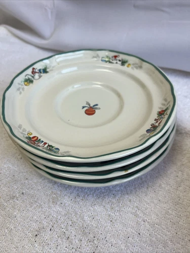 International Country Christmas Saucers 6.25" (Lot of 4) Stoneware Japan