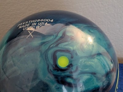 在庫セール！新品未使用 Storm Summit Tune 15P Storm Summit Tune X-Blem 15lb NEW Bowling Ball NIB Overseas
