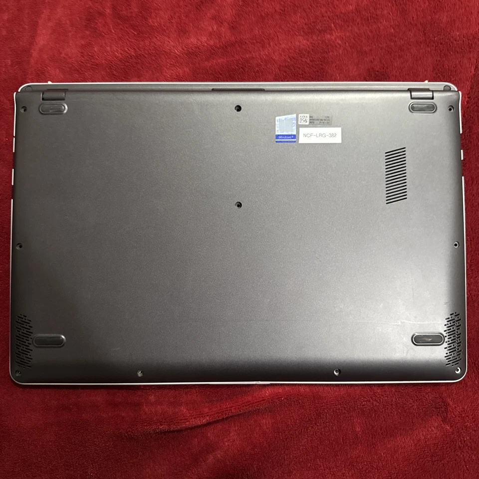 ASUS VivoBook S15 | i5-8250U 8ª Gen | 15.6" FHD | Intel UHD 620 --LEER-- Foto 3 de 4