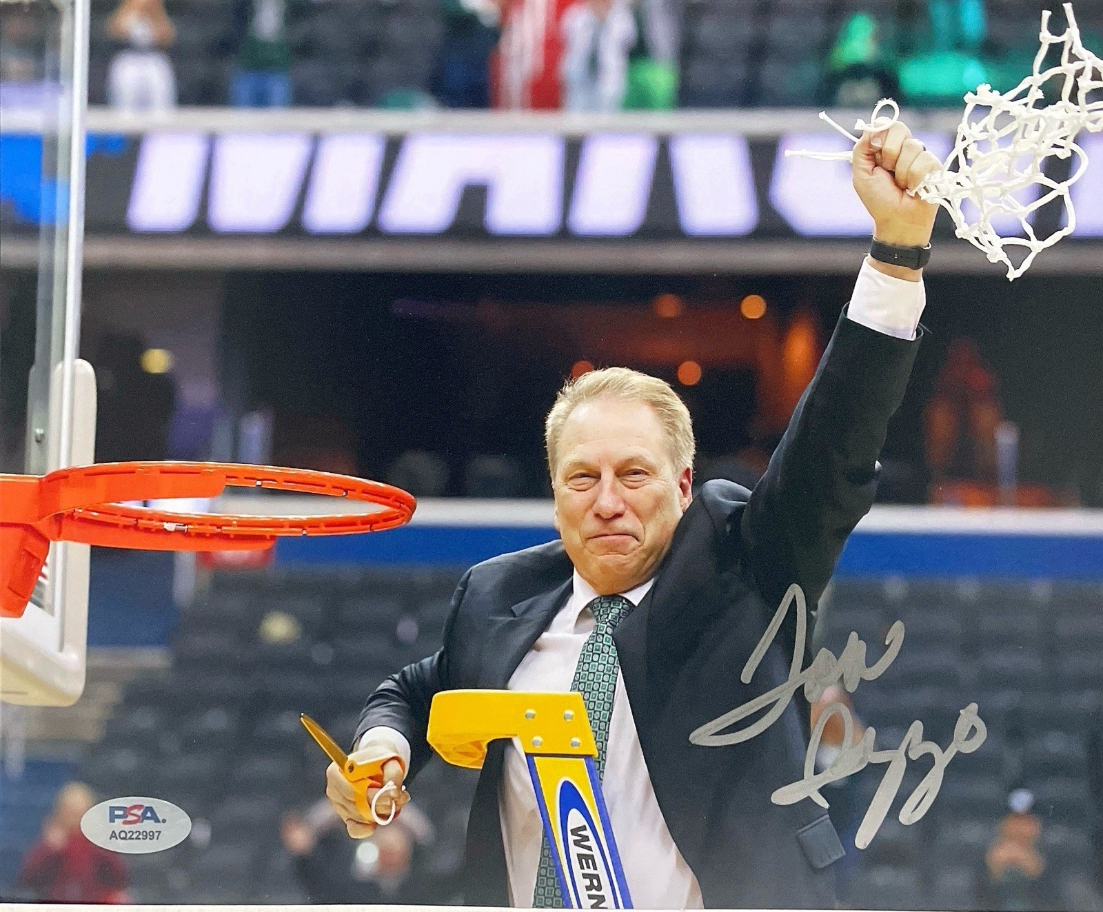 Tom Izzo Autographed Signed Michigan State Spartans MSU 8X10 PHOTO PSA/DNA COA 
