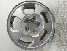 2002-2004 Saturn Vue Oem Wheel Rim Qd49q 2002-2004 Saturn Vue Oem Wheel Rim Qd49q