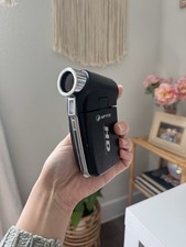Aiptek HD Handheld Camcorder 1080p/30fps 2.7" LCD 4x Zoom HDMI Black