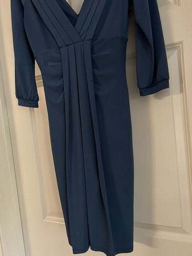 BCBGMAXAZRIA Deep V Back/Front 3/4 Length Sleeve Size XS Teal Blue Liquid Knit - Picture 4 of 10