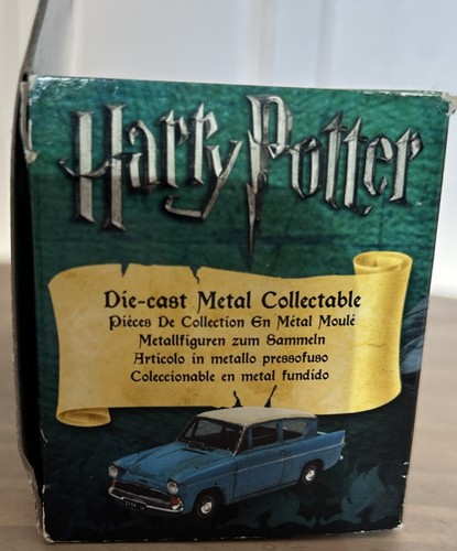 1/43 Corgi Mr. Weasley'с Ford Anglia, with Harry Potter Mr. Weasley - Picture 2 of 6