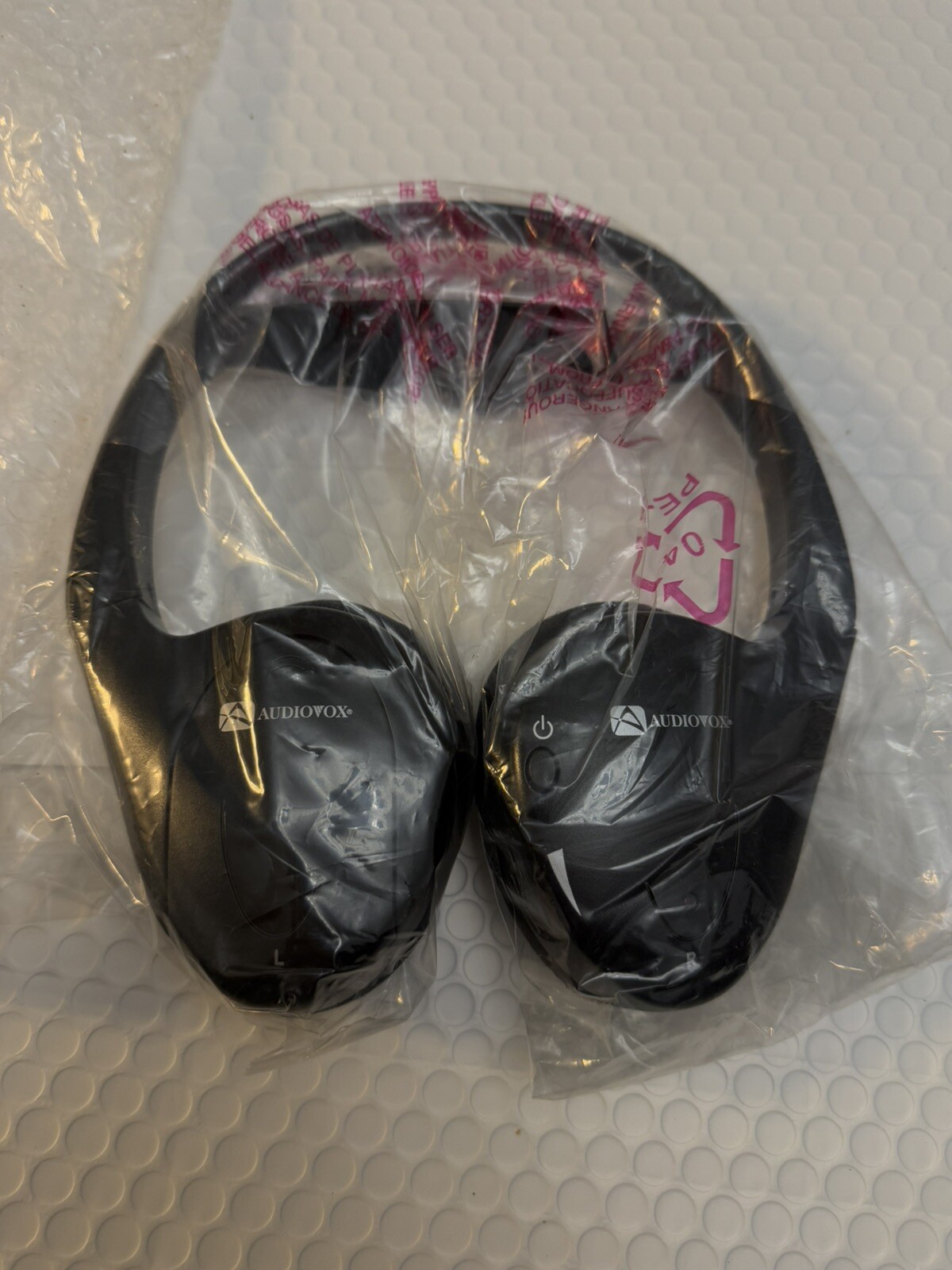 AudioVox IR Wireless Headphones Model IR1CFF