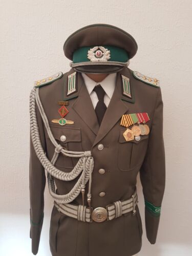 Énorme lot RDA - uniformes des troupes frontalières, NVA, Hauptmann - Photo 1/16