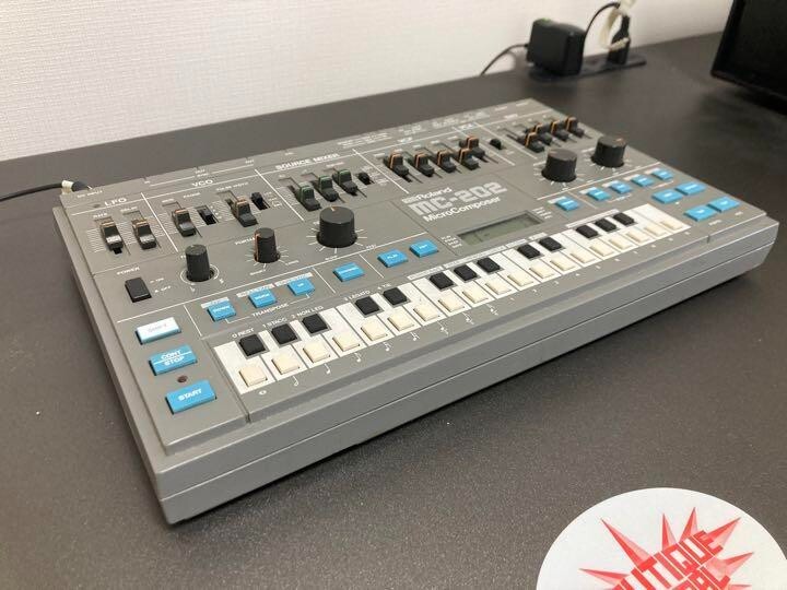 Roland MC 202 Synthesizer Micro Composer Good condition Roland MC 202 Synthesizer Micro Composer Good condition
