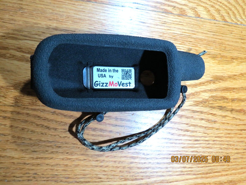 GizzMoVest Case for Garmin GPSMAP 62 series & Garmin GPSMAP 64 series.