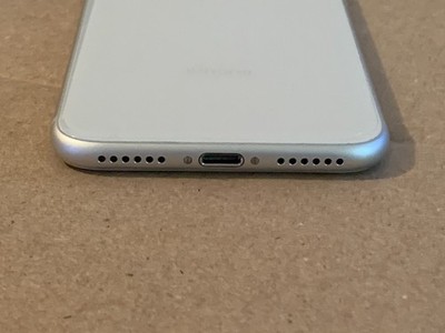 アイホン8 Apple iPhone 8 64GB Silver Smartphone (A1905) | eBay