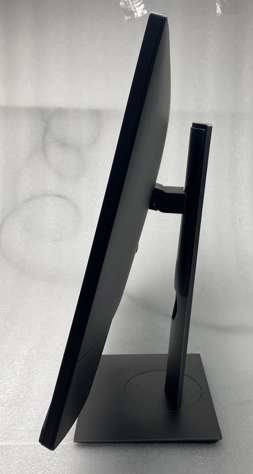 Grade A Dell P2419HC FHD 24" IPS LED Monitor HDMI USB DP USB 3.0 1920x1080 - Image 4 of 4