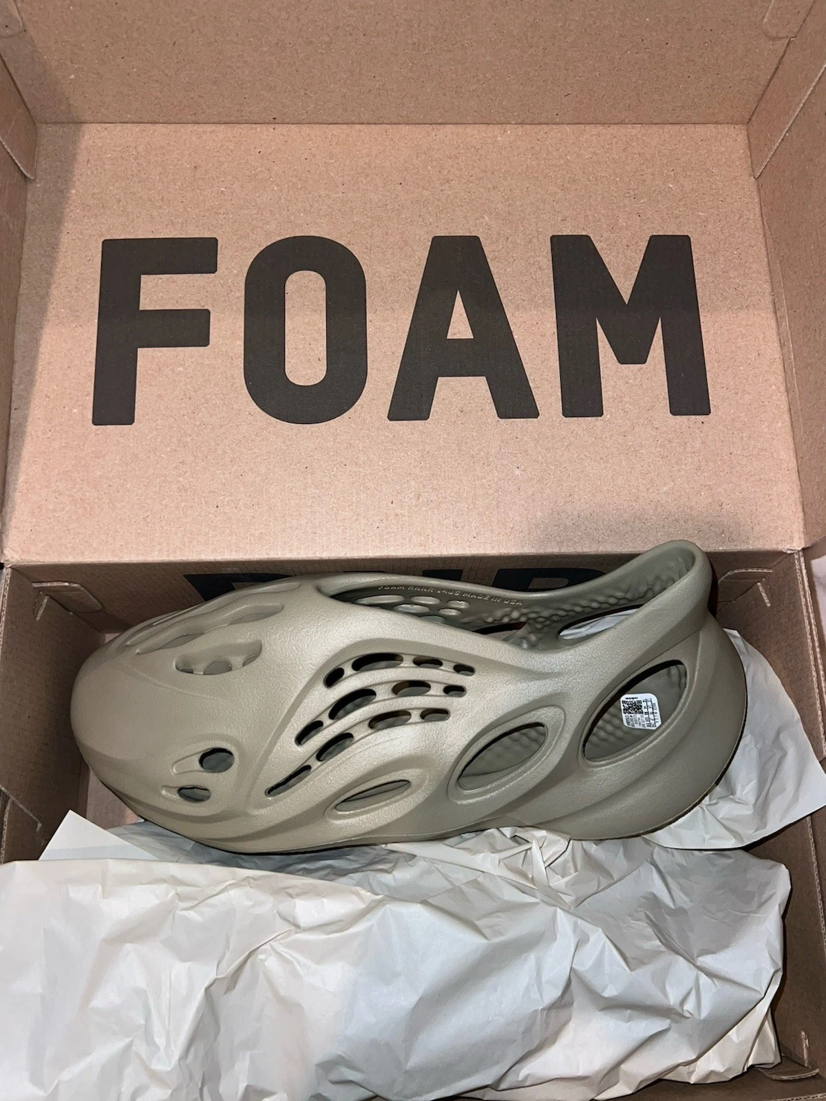 Taglia 14 Adidas Yeezy Foam RNR Stone Salt (GV6840)