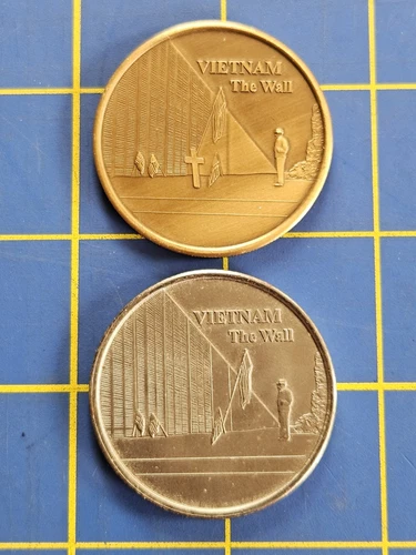 2 Vietnam War The Wall Memorial USA Veteran Military Challenge Coins Metal