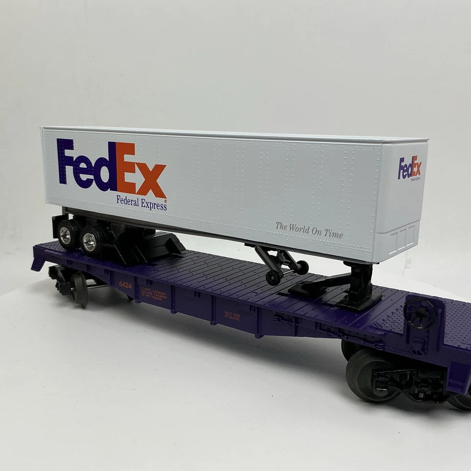 Lionel O Gauge 6-19440 Flatcar With FedEx Trailer #6424 - Image 3 of 4